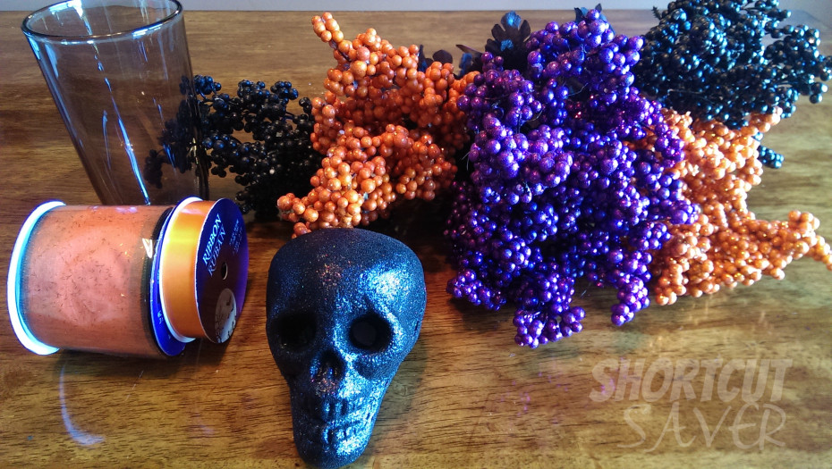 Halloween centerpiece supplies