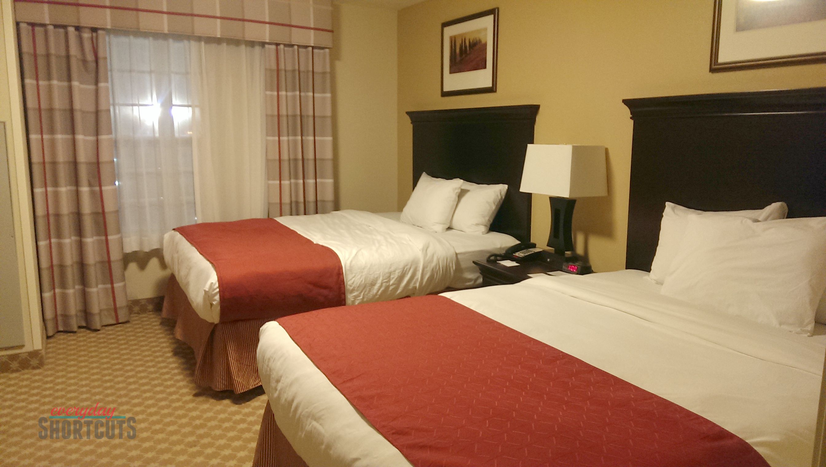 country inn & suites bedroom