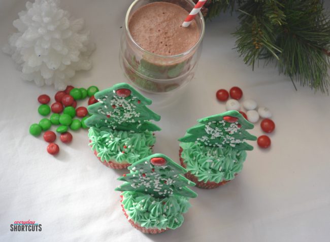 Edible Christmas Tree Cupcake Toppers and Peppermint Hot