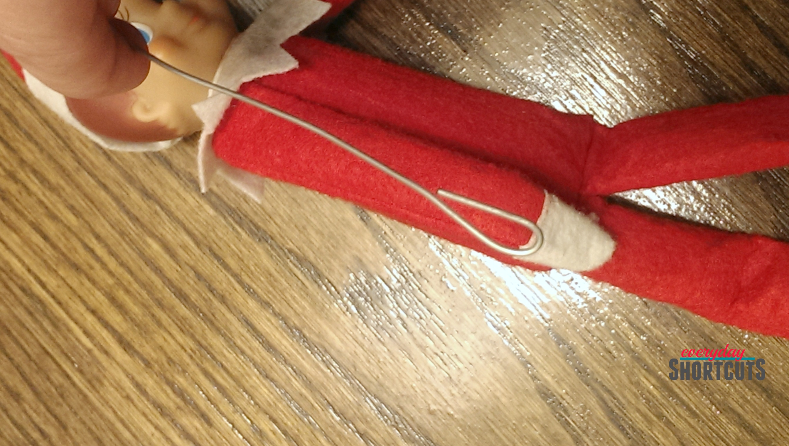 elf on the shelf looped wire