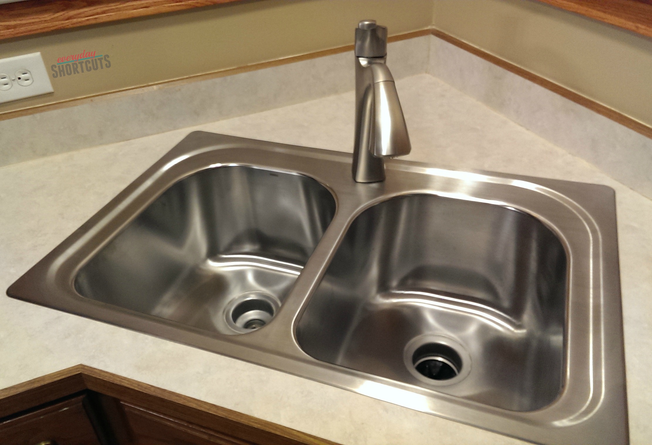 moen kitchen sink fawcets