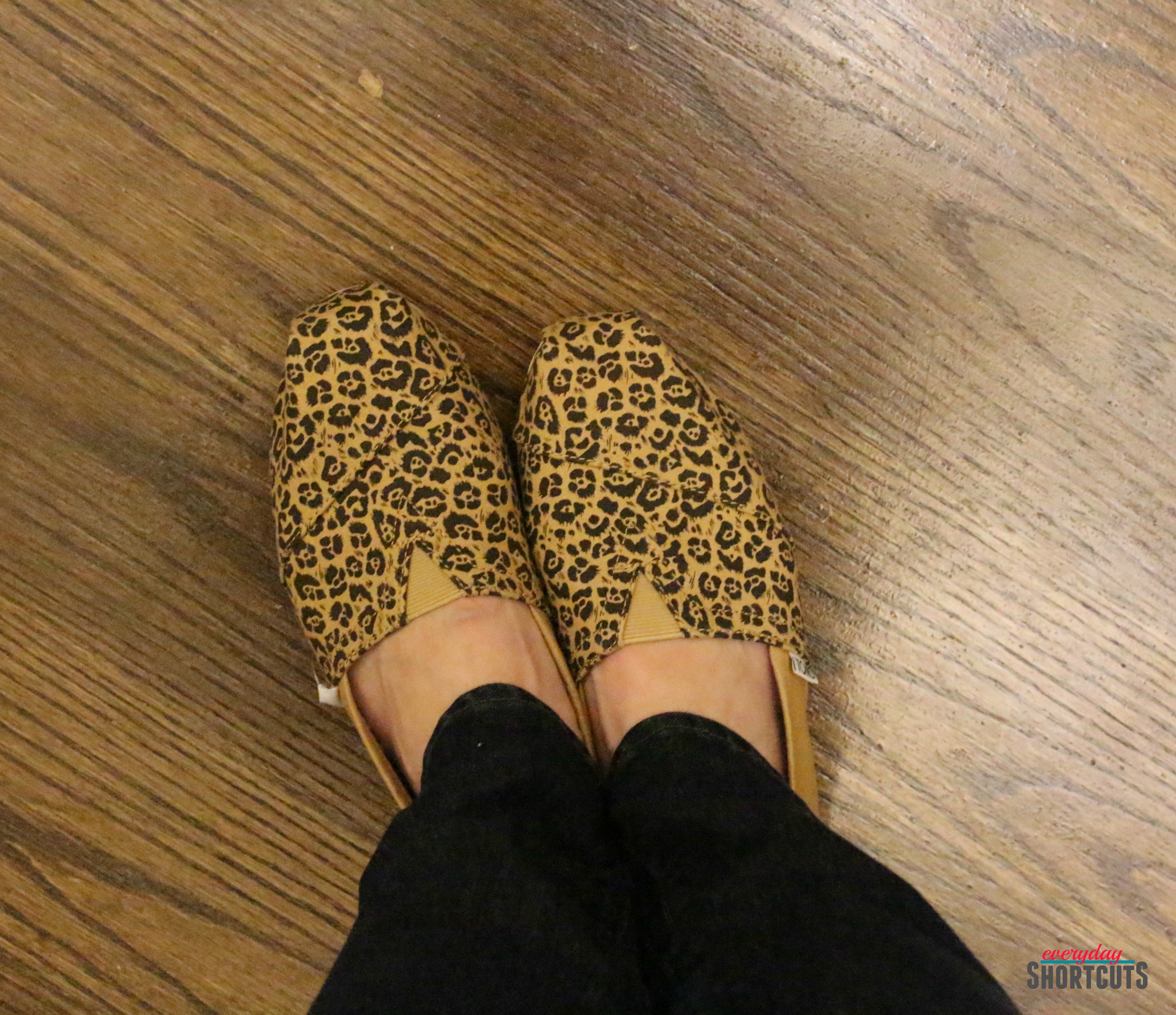 tan toms