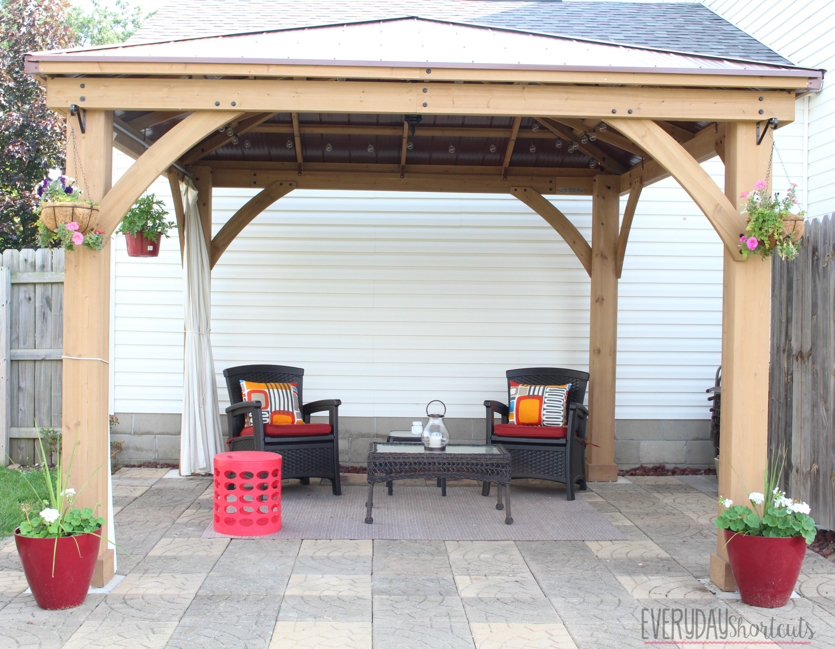 how to decorate a small patio