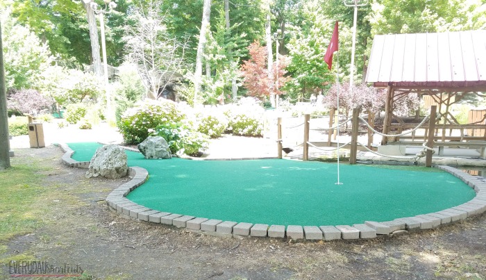 miniature golf