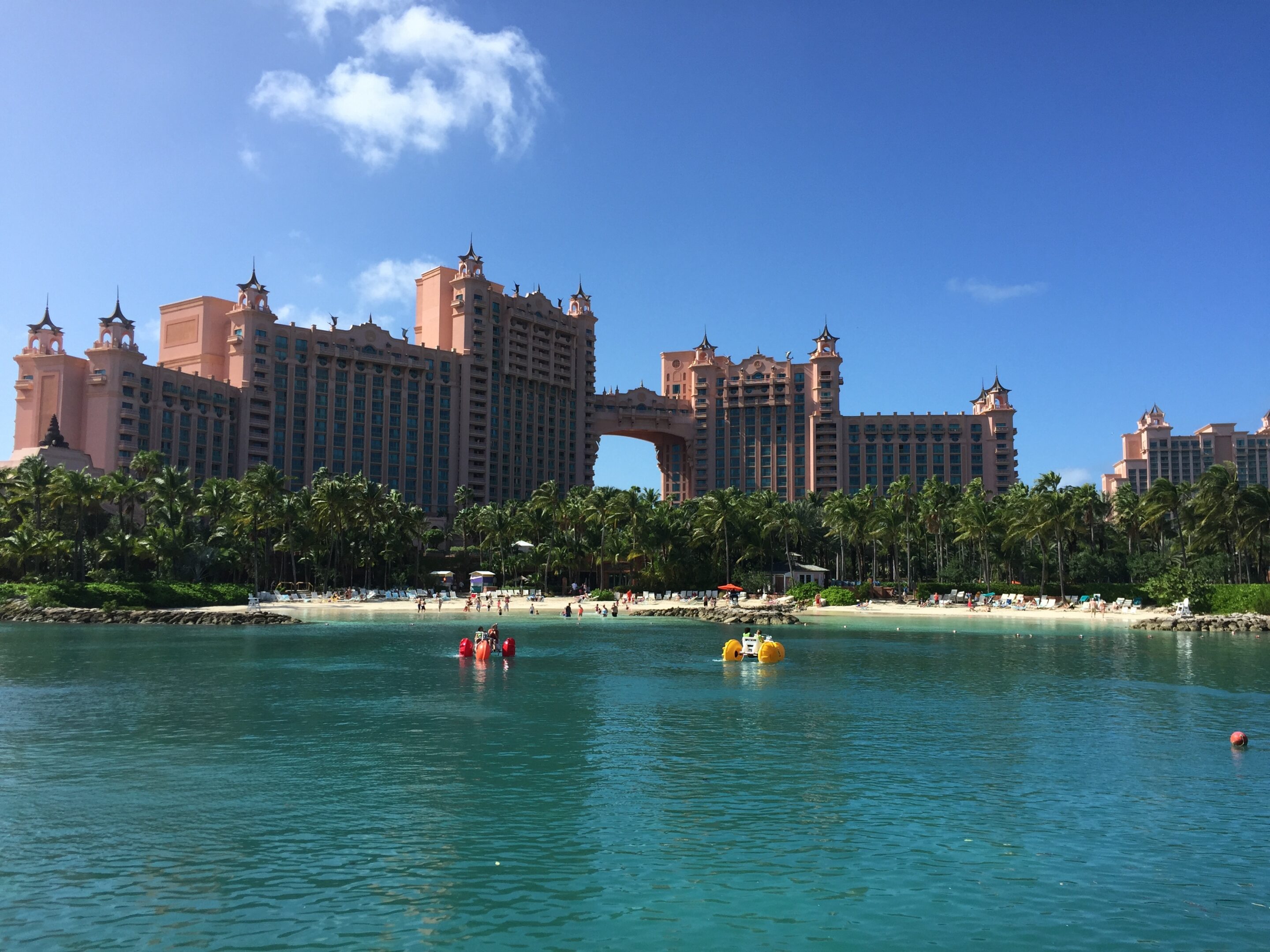 paradise-lagoon-royal-towers1