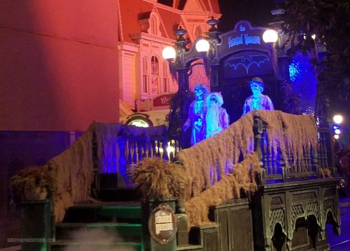 What You Need to Know About Mickey's Not So Scary Halloween Party ...