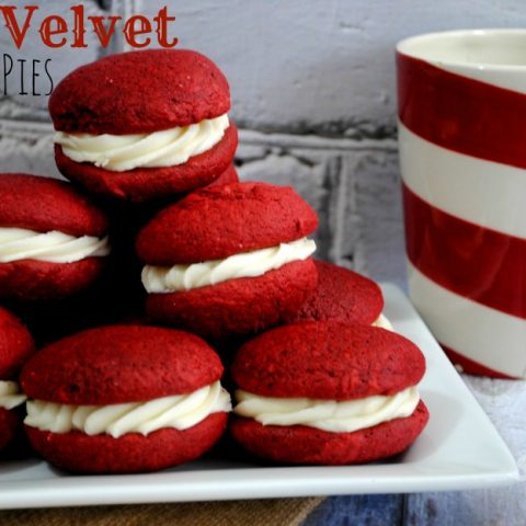 Red-Velvet-Whoopie-Pie-930x624-480x480