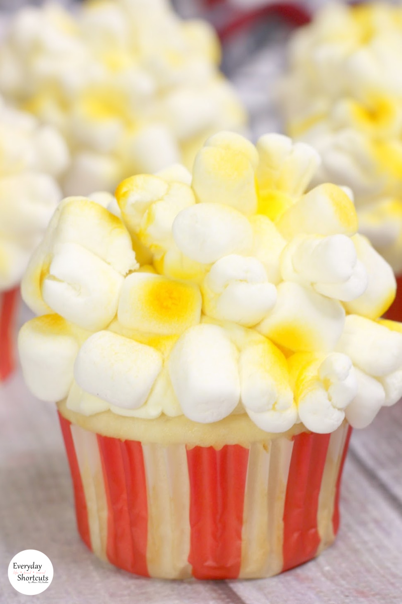 How to Make Easy Popcorn Cupcakes - Press Print Party!