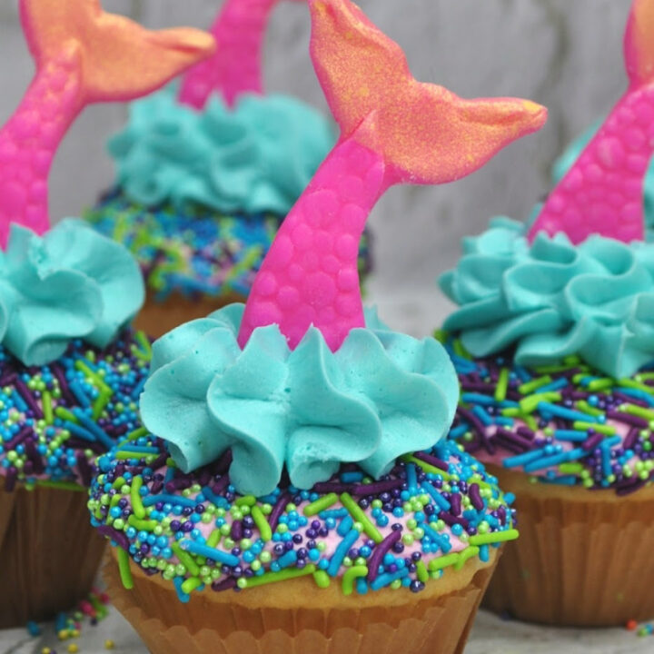 How to Make Mermaid Tail Cupcakes - Everyday Shortcuts