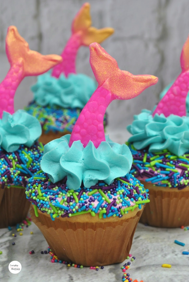 How to Make Mermaid Tail Cupcakes
