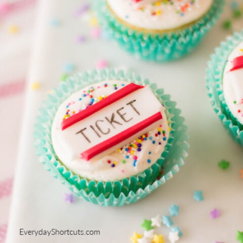circus-fondant-cupcakes-2-480x480