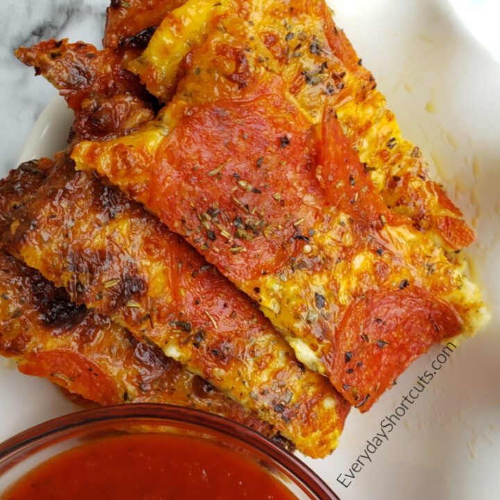 pizza-sticks-with-sauce-720x720