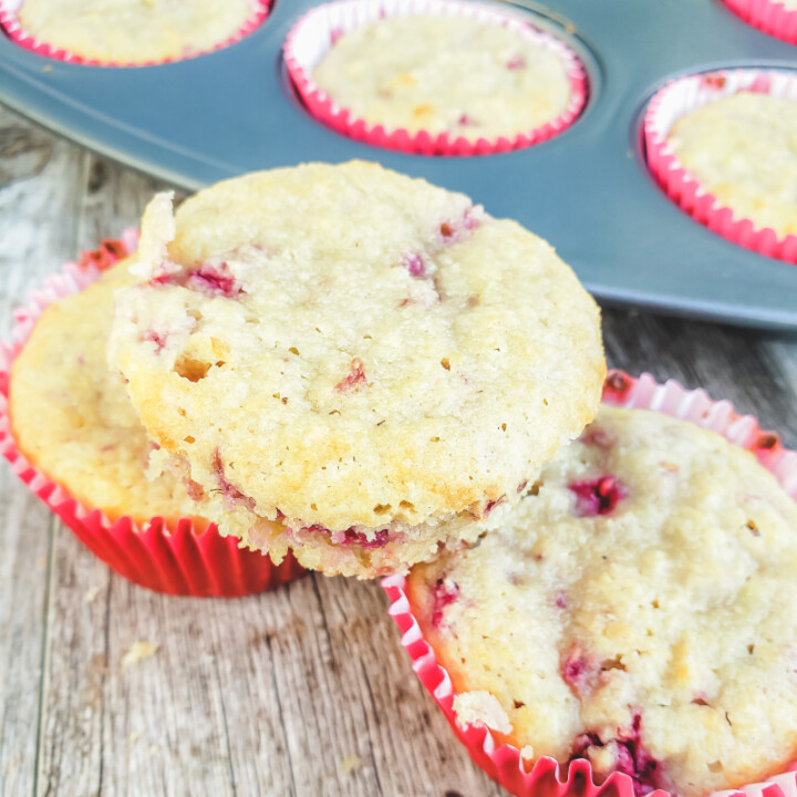 keto-raspberry-muffins-720x720