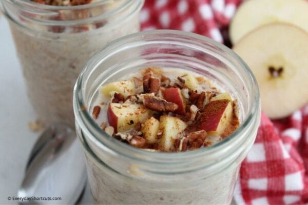 Apple Pie Overnight Oats Recipe - Everyday Shortcuts