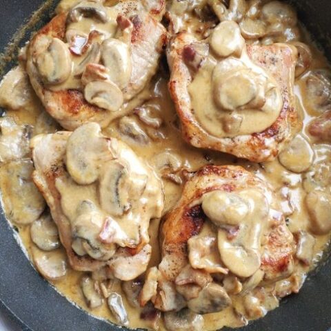 how-to-make-bacon-mushroom-pork-chops-480x480