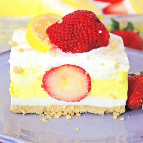 how-to-make-a-strawberry-lemon-dessert-480x480