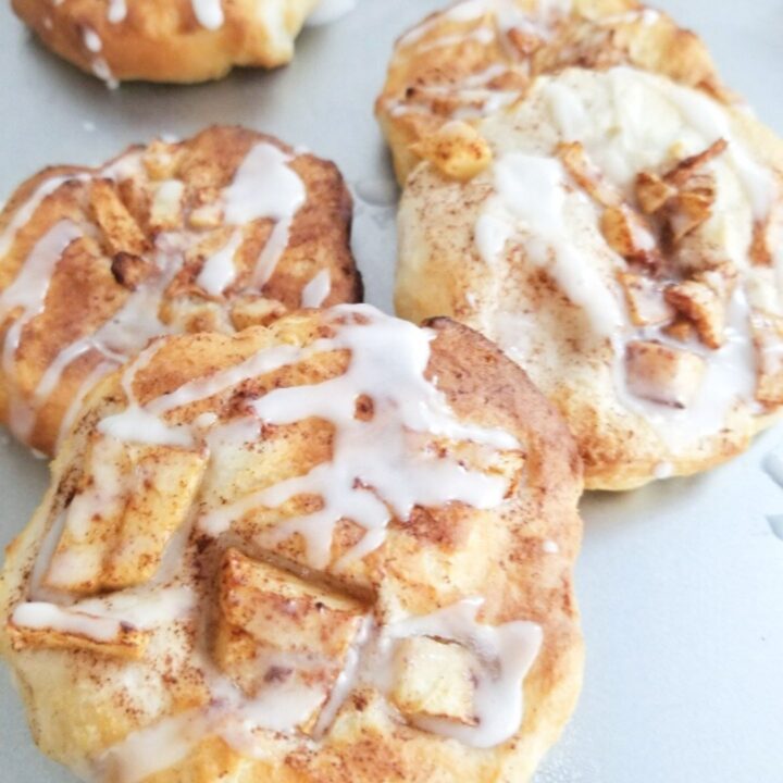 air-fryer-apple-fritters-720x720