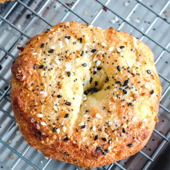 keto-everything-bagels-recipe-720x720