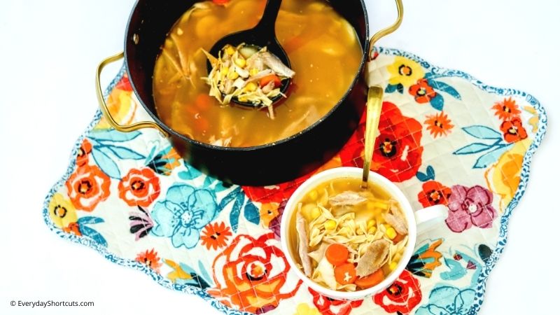 how to make Homemade Turkey Soup with turkey leftovers