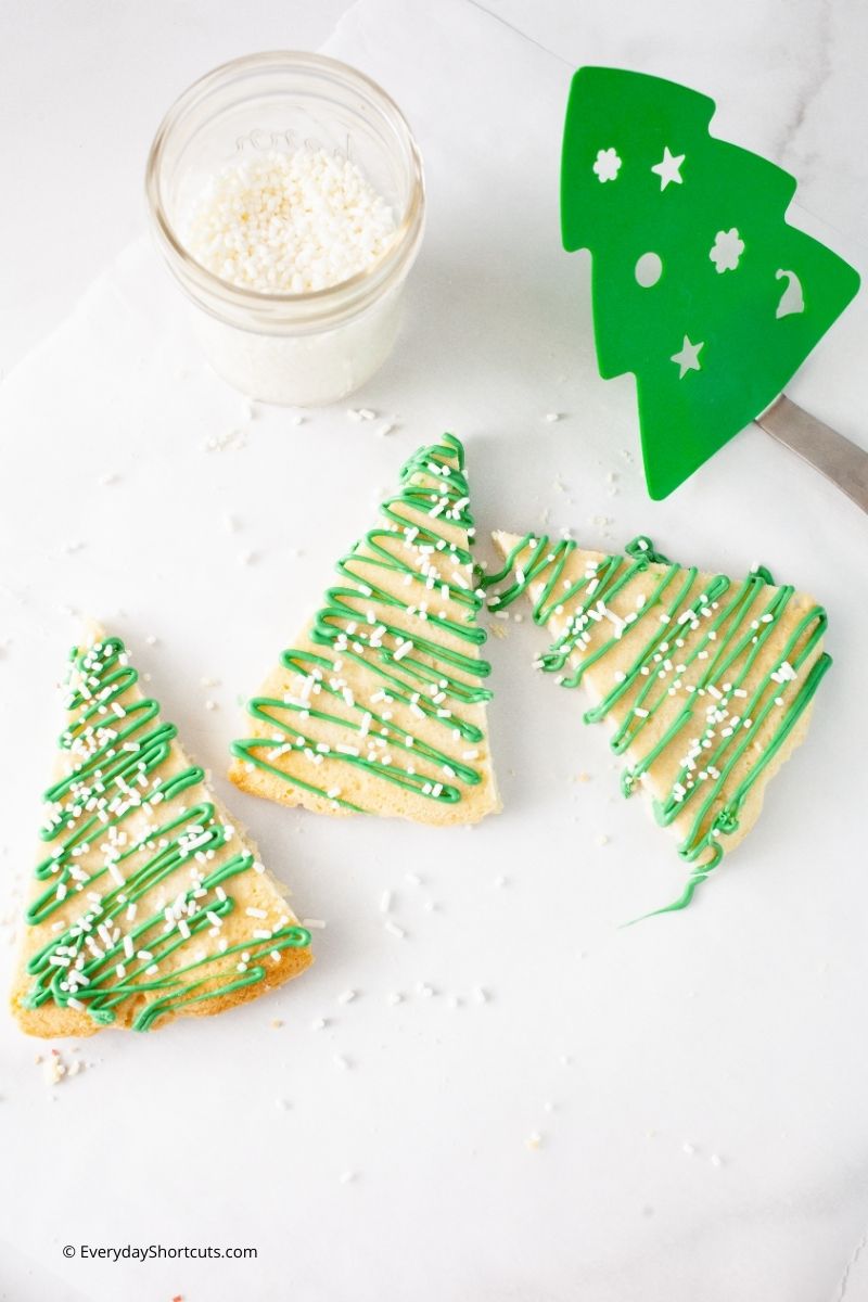 christmas shortbread cookies