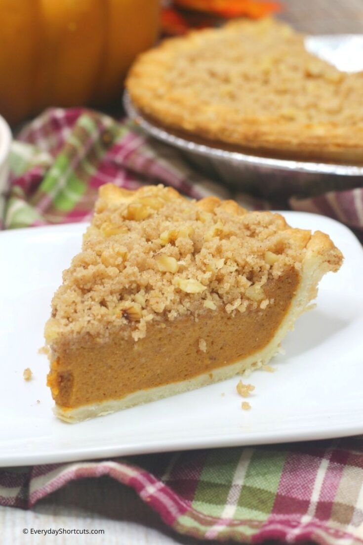 pumpkin pie with streusel topping