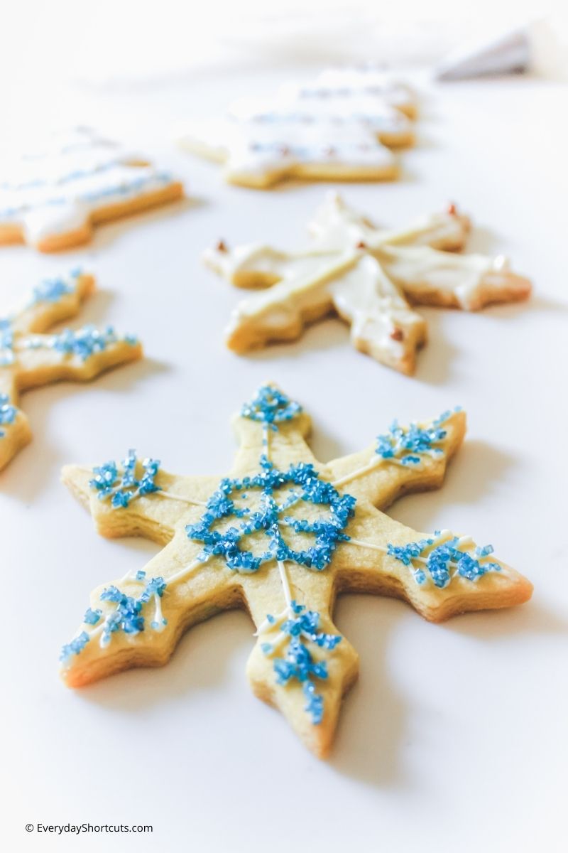 how to make Easy Christmas Sugar Cookies