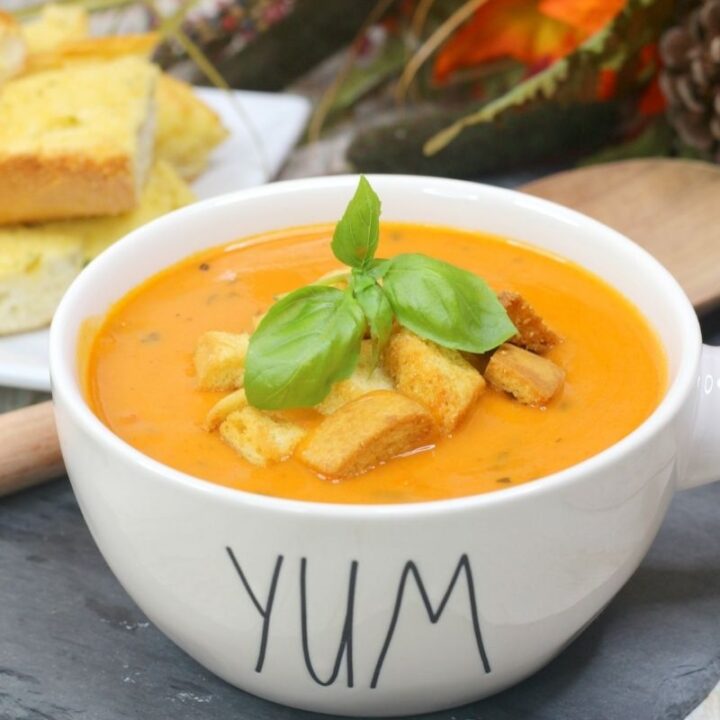 Instant Pot Tomato Basil Soup