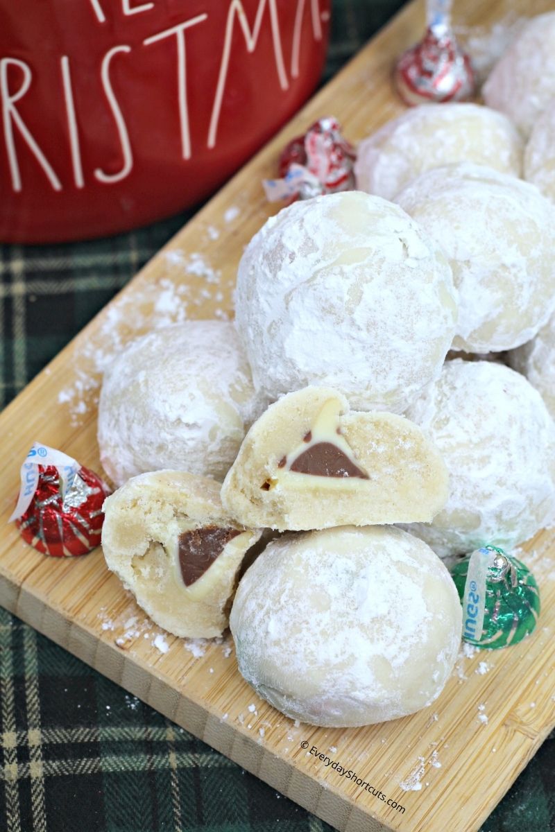"Surprise Snowball Cookies