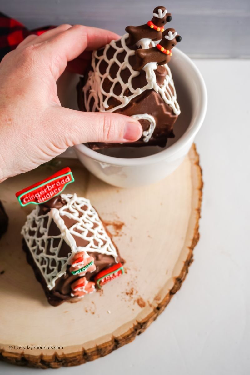 how to make a Gingerbread House Hot Cocoa Bombs