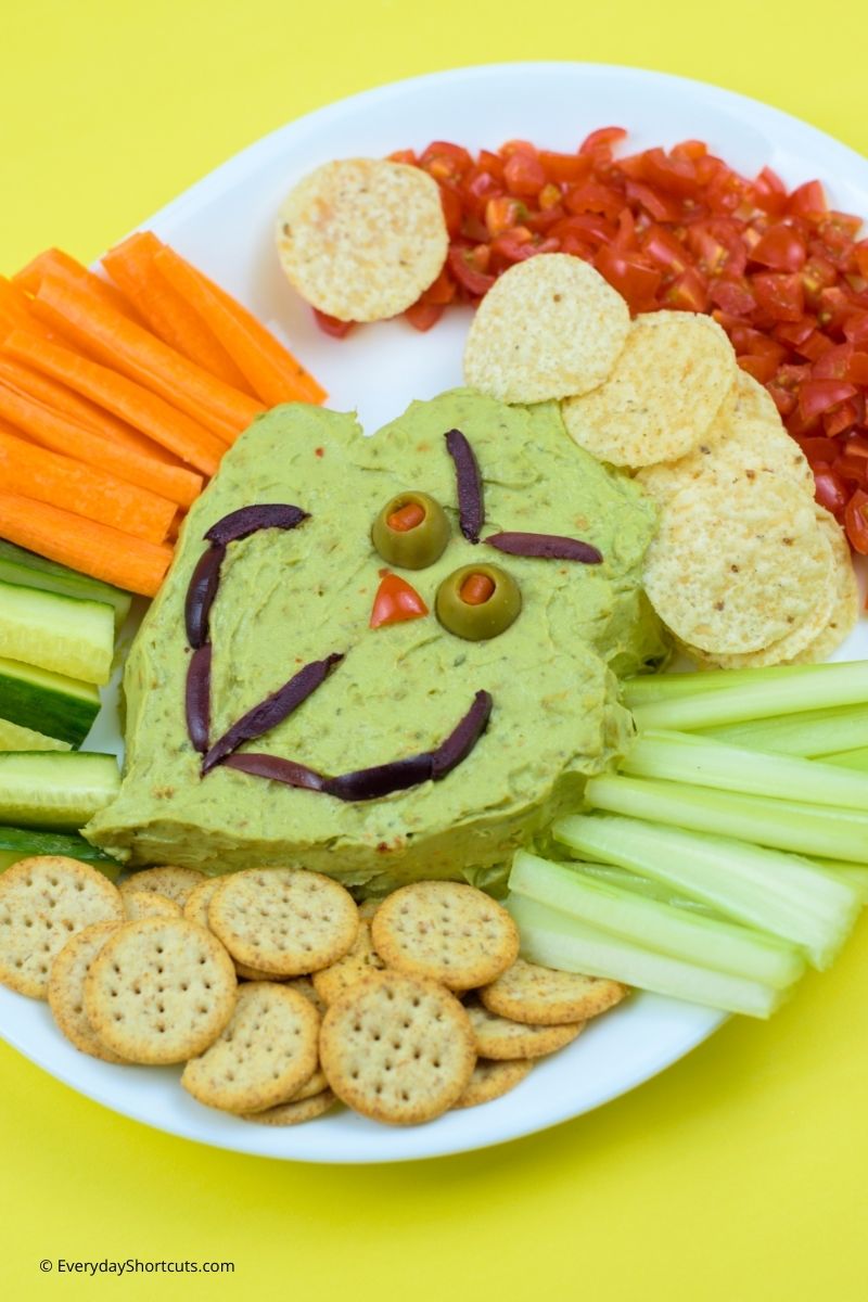 how to make Grinch Guacamole
