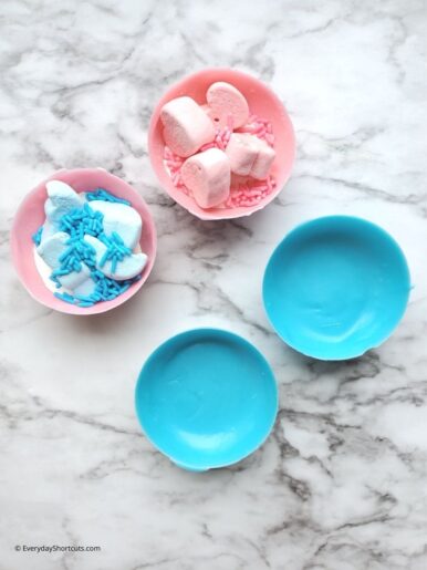 Gender Reveal Hot Cocoa Bombs - Everyday Shortcuts