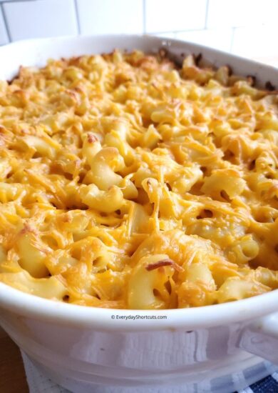 Baked Mac and Cheese - Everyday Shortcuts