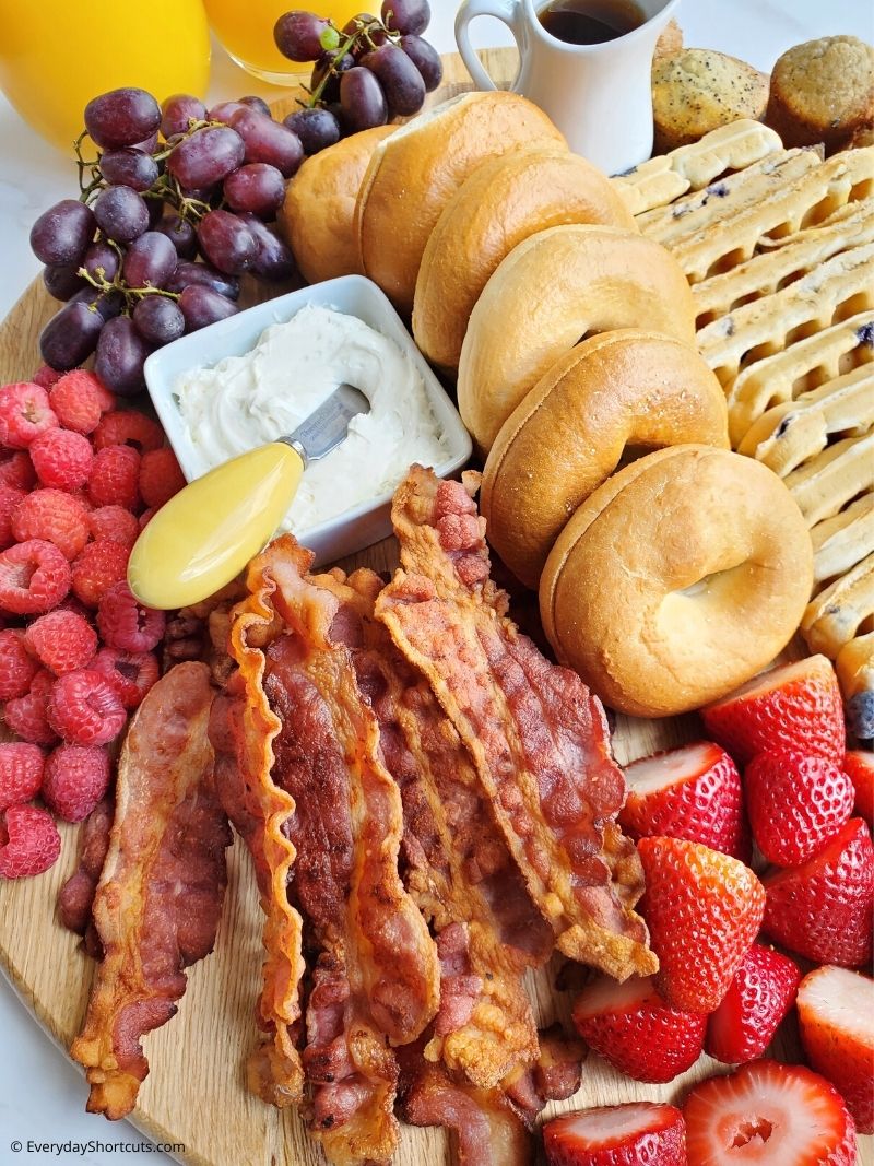 What to Put on a Breakfast Charcuterie Board