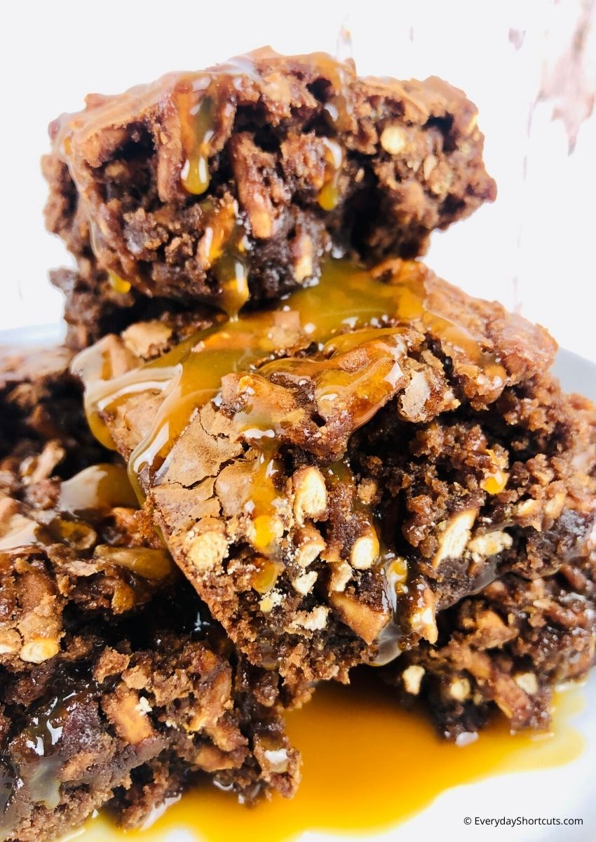 How to Make Pretzel Caramel Brownies