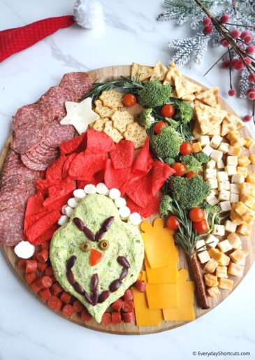 Grinch Christmas Charcuterie Board - Everyday Shortcuts