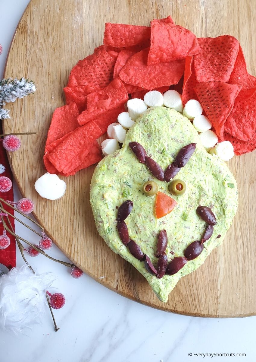 Grinch Cheese Ball - Everyday Shortcuts