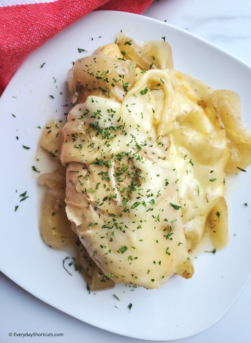 How to Make Slow Cooker French Onion Chicken