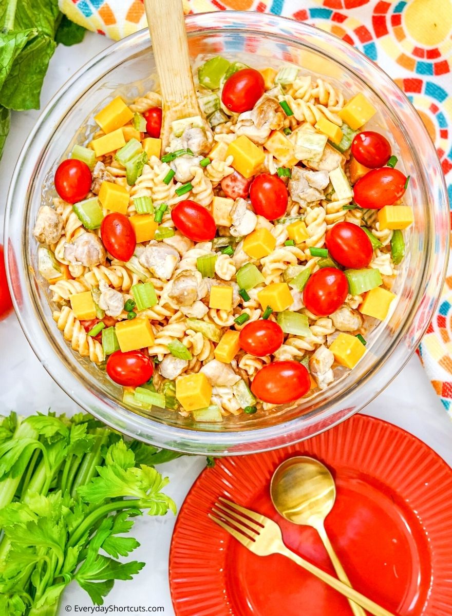 buffalo chicken pasta salad for cookouts