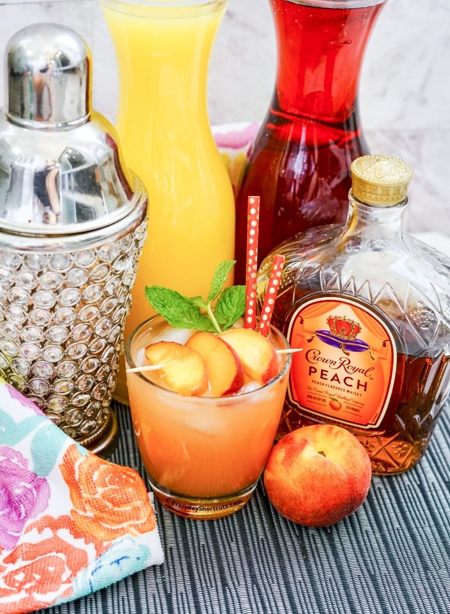 royal peach cocktail