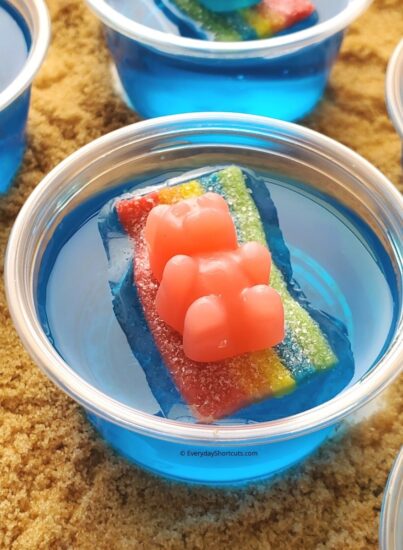 Beach Party Jello Shots - Everyday Shortcuts