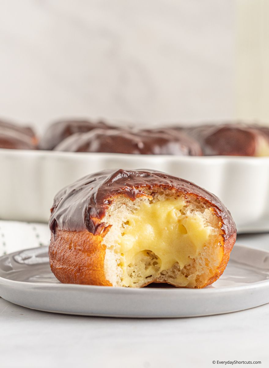 how to filled donuts with boston cream