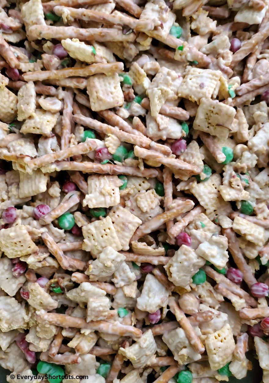 white chocolate chex mix with M&M's