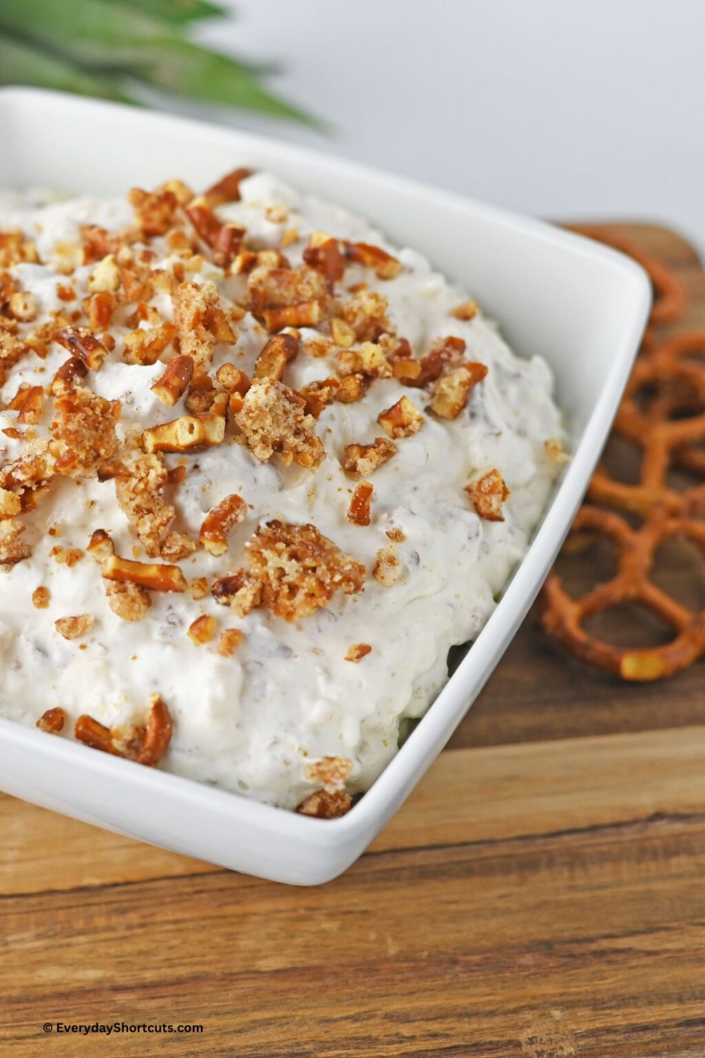 Easy Pineapple Pretzel Fluff Everyday Shortcuts