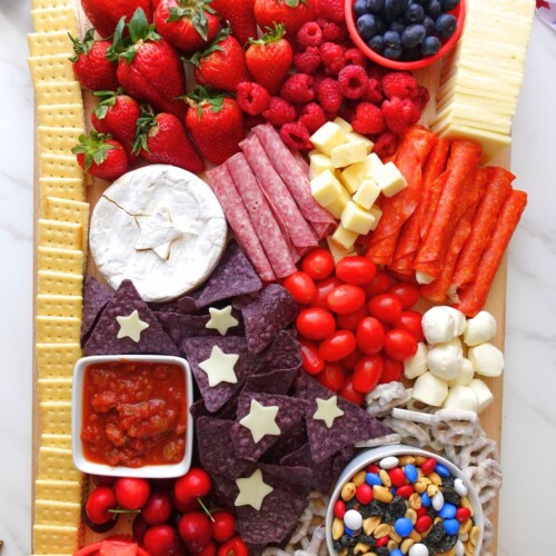 How To Make A Patriotic Charcuterie Board - Healthy Family Project