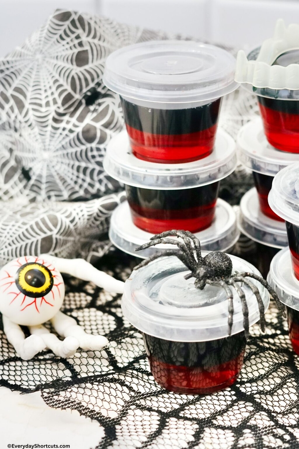 vampire-kiss-jello-shots-everyday-shortcuts