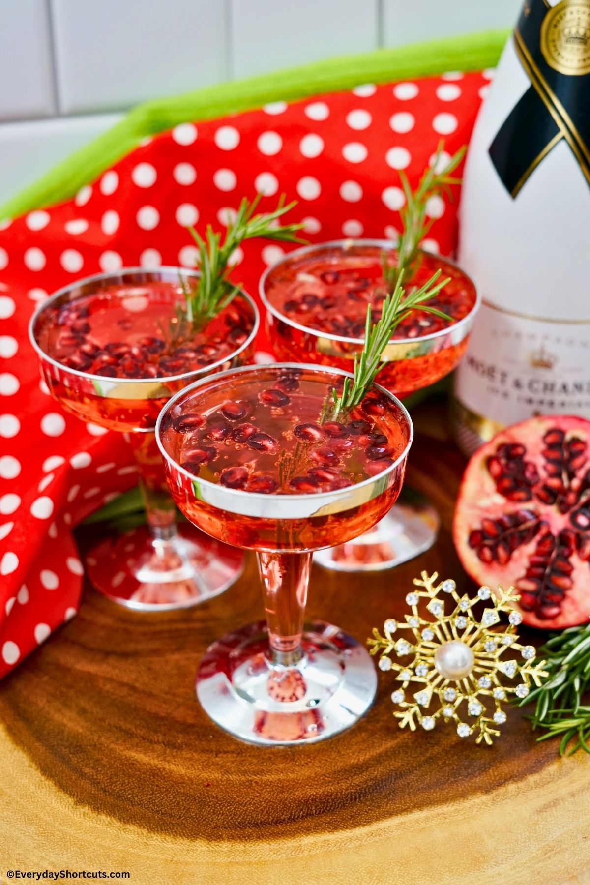 holiday mimosas with pomegranate