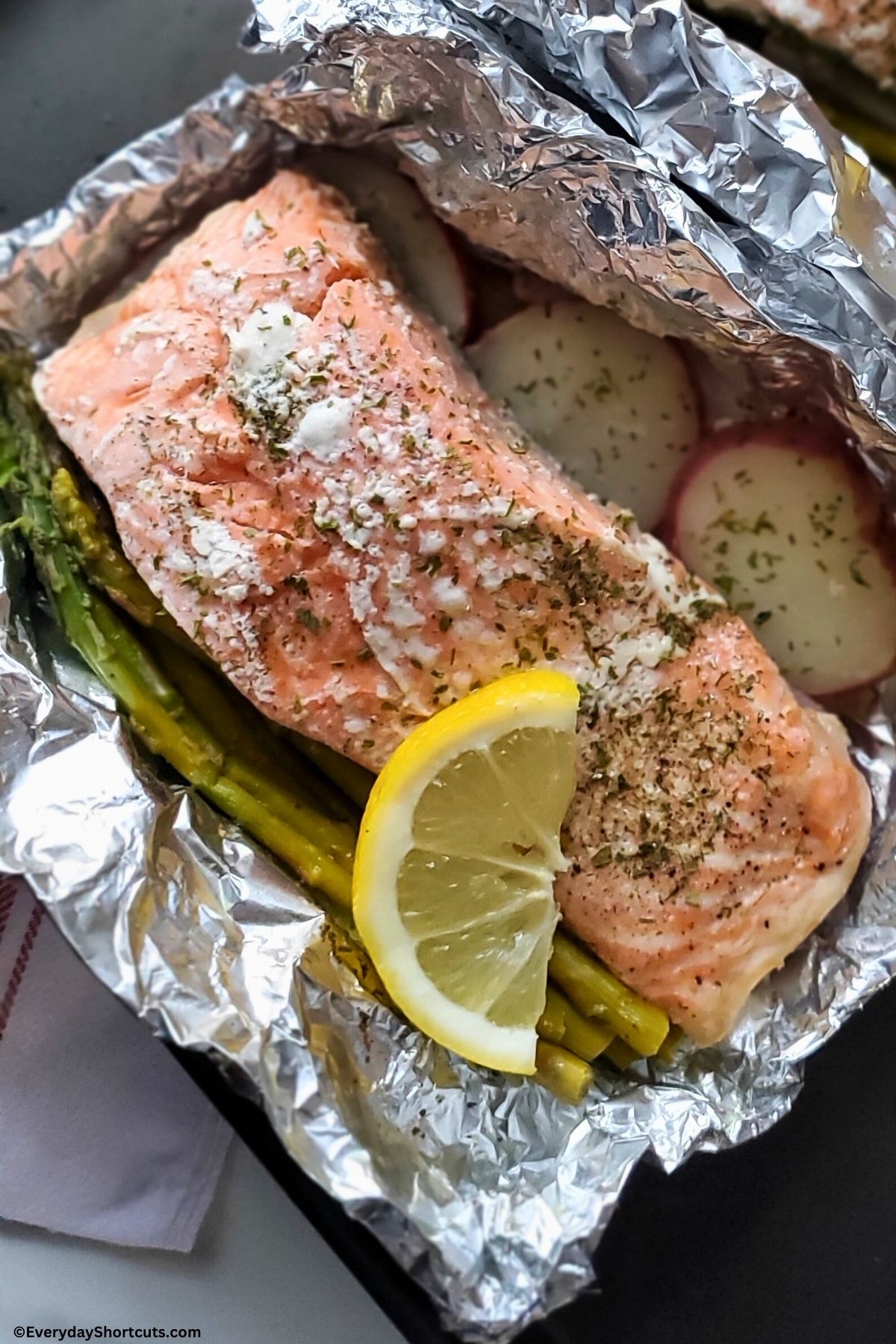 cooking salmon in foil
