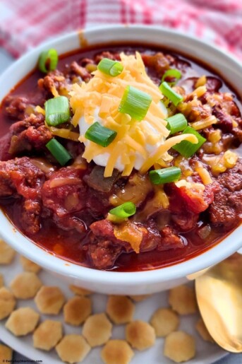 Hearty Slow Cooker Chili - Everyday Shortcuts