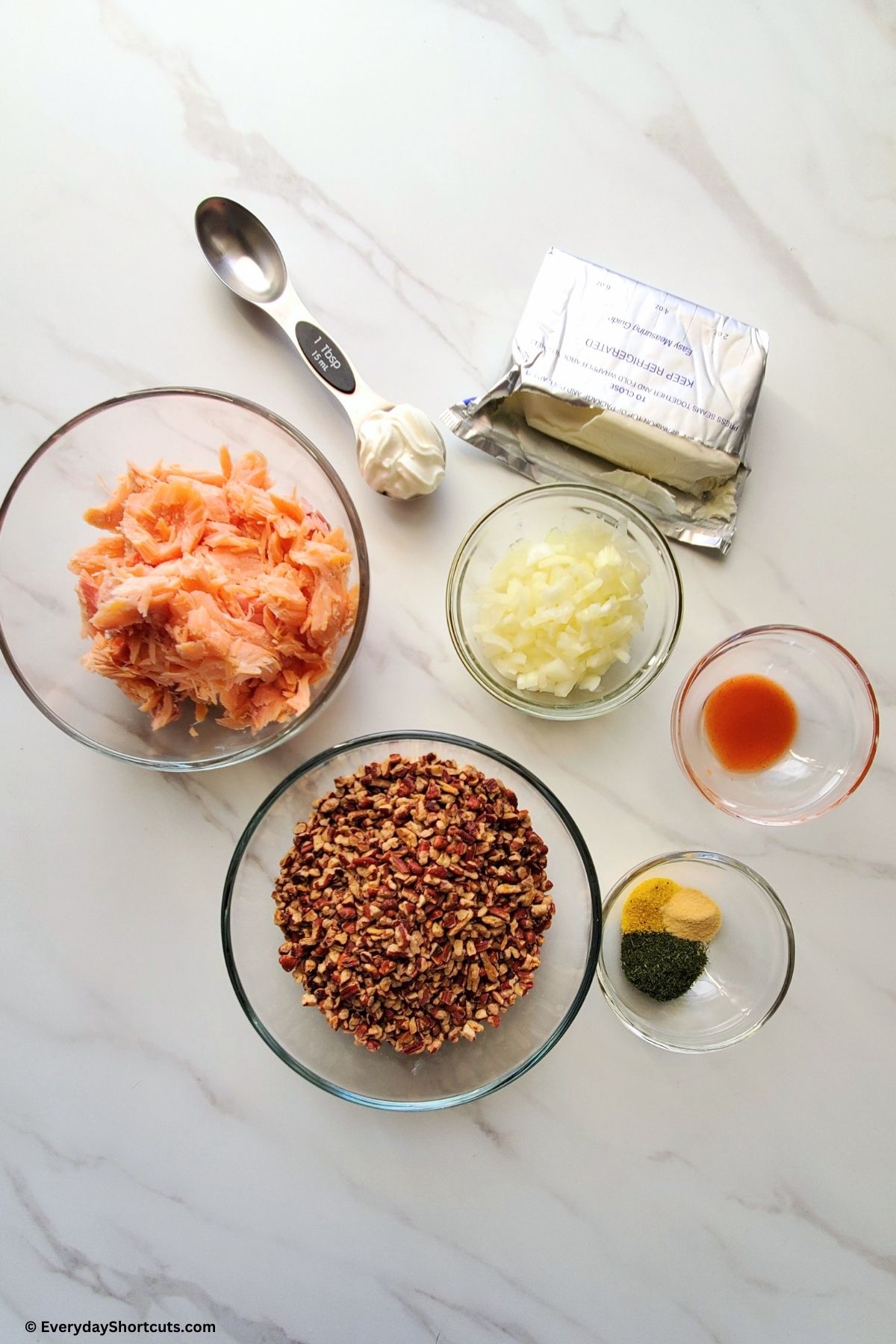 ingredients for salmon cheese ball