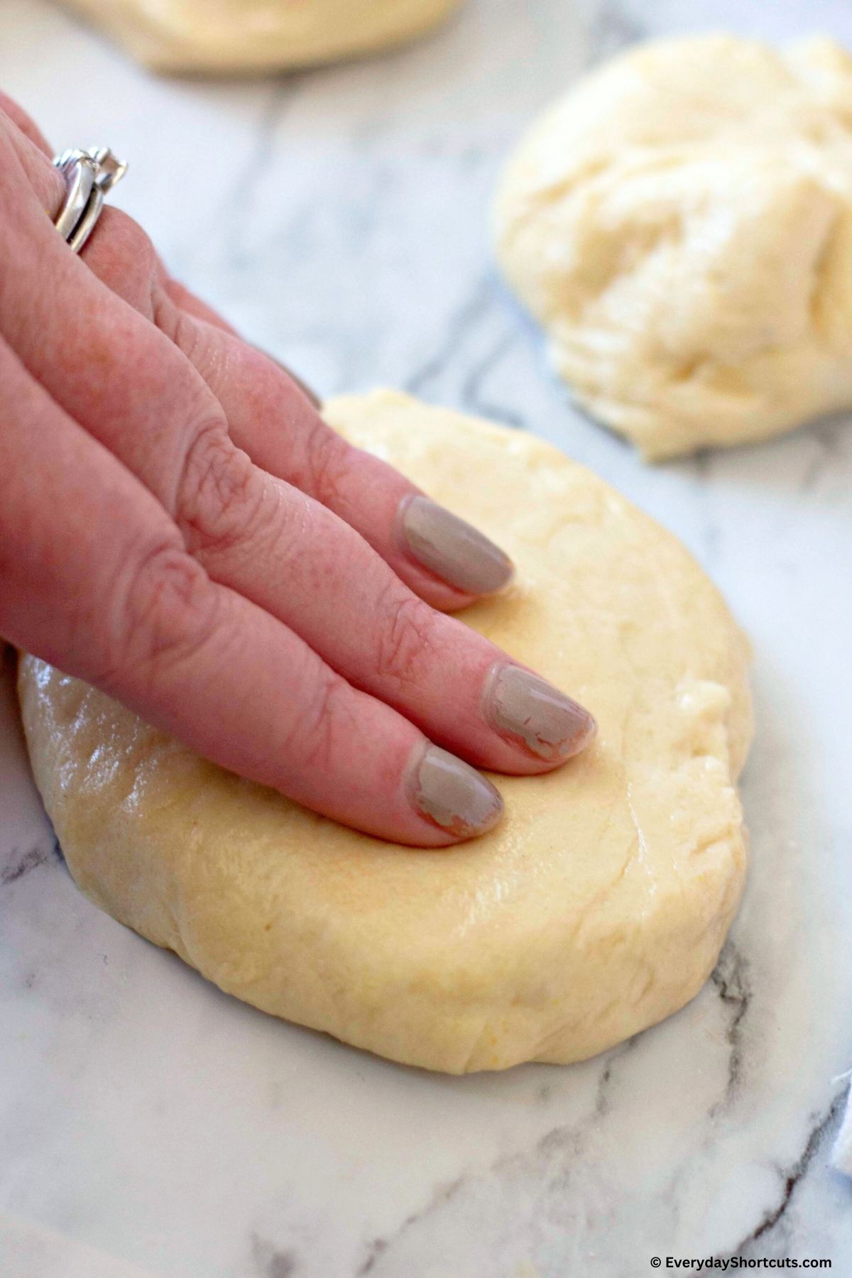 English muffins dough discs